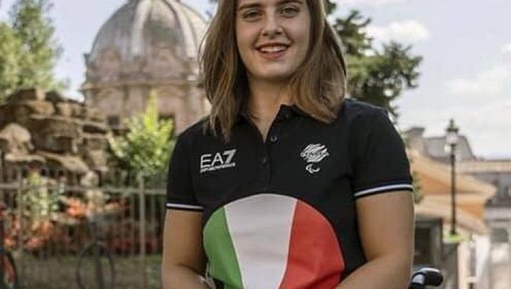 Furto di identità online, le foto dell'atleta paralimpica Monica Boggioni finiscono sui siti di incontri: scatta la denuncia