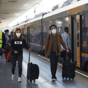 Diciannovemila pendolari ieri sui treni regionali, posti riempiti al 21 per cento
