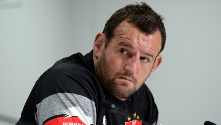 Rugby, l'ex All Black Hayman soffre di demenza precoce a 41 anni: azione legale contro le autorità della palla ovale