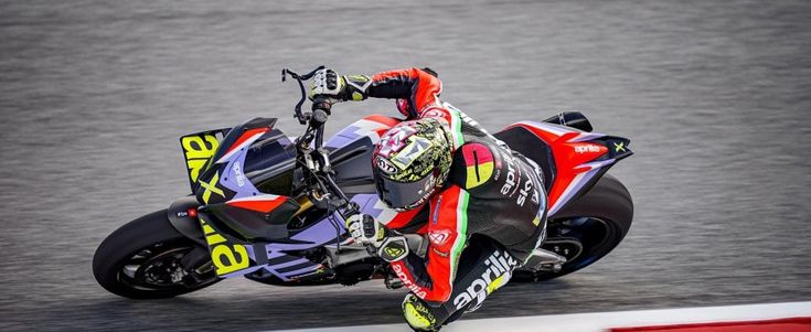 Aprilia Tuono V4 X, a ruba la prima serie