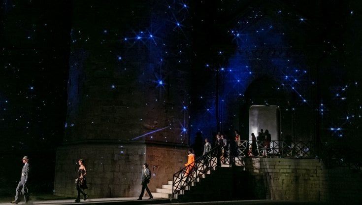 Gucci a Castel del Monte incanta: in scena Cosmogonie per 400 ospiti e i Maneskin a infiammare la festa