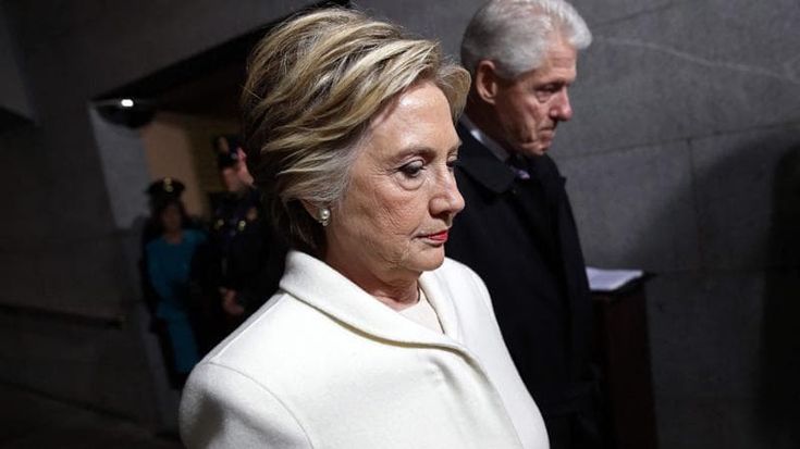 Caso Epstein, Hillary Clinton testimonia al Congresso: “Non l’ho mai incontrato, indaghino su Trump”