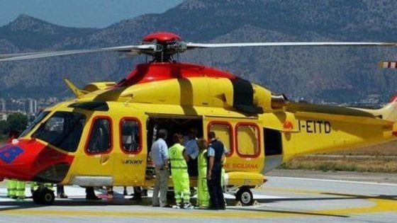Trapani, si lancia da un viadotto alto 35 metri e non riporta un graffio