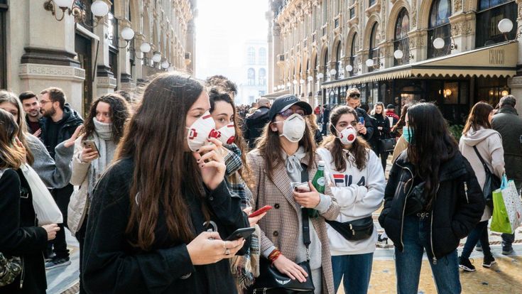 Coronavirus, caccia alle mascherine