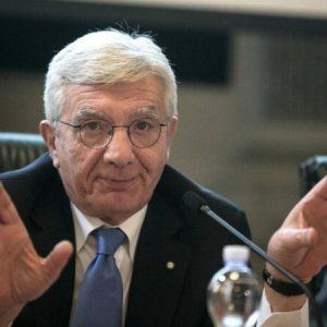 Trattativa Stato-Mafia, depone De Gennaro: "Pensammo che la strage di Capaci non era solo di mafia"