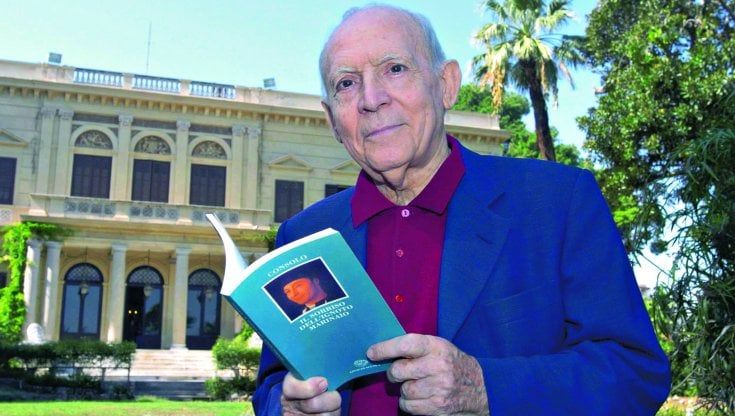 Dieci anni senza Vincenzo Consolo. Articoli, lettere reportage: ecco la sua "officina" di parole