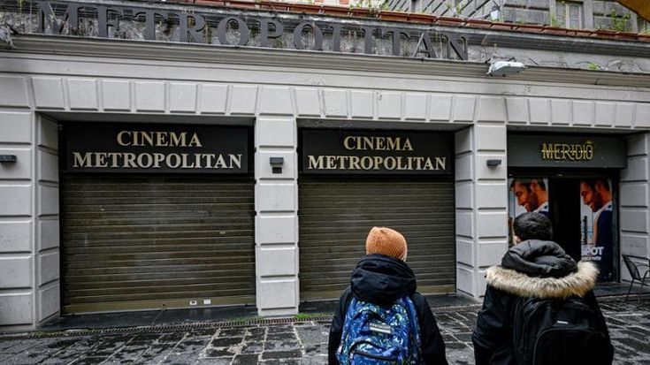 Napoli, cinema Metropolitan: ecco la nuova gestione. Occhipinti: “Vogliamo riaprire entro il 19”