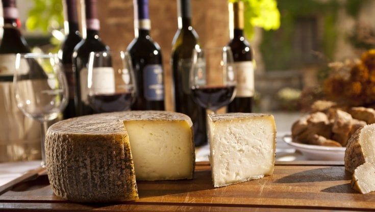 La Dop economy nel 2020 vale 16,6 miliardi di euro: in calo del 2% rispetto al 2019