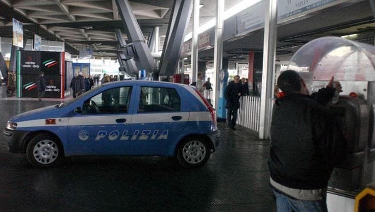 Napoli, la denuncia: “Io, sequestrata e violentata da più persone in una casa al Vasto”