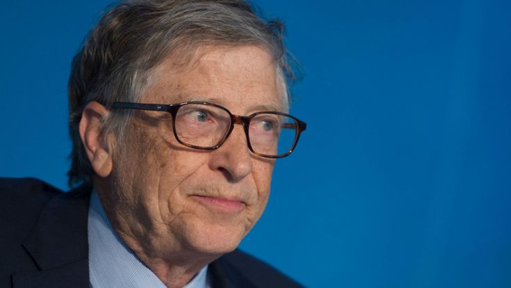 Gates via da Microsoft. L’ombra di un’amante sulla scelta di lasciare