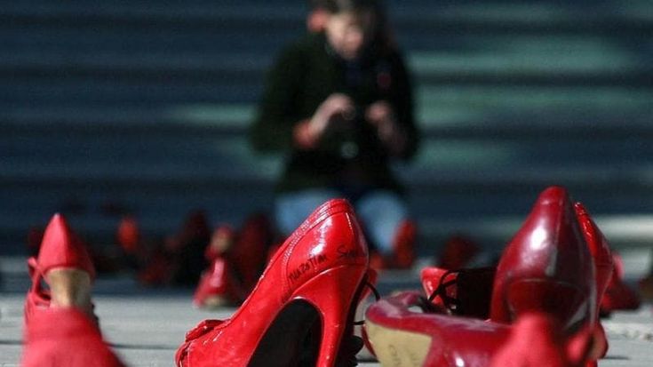 “Mi ha violentata al party”, lui nega e gli amici lo difendono: segnalati per falsa testimonianza