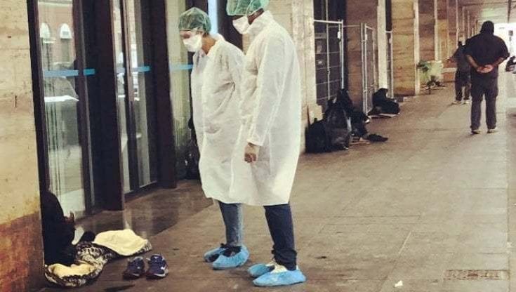Covid e solidarietà, a Torino l'ambulatorio che cura i più fragili