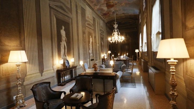A Firenze appartamenti di lusso nel palazzo del primo incontro tra Dante e Beatrice Portinari