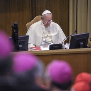 Sinodo, apertura sulle coppie di fatto: "Presentano elementi di santificazione"