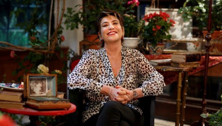 Serena Dandini: “Il mio paradiso tra le rose forti come le donne”