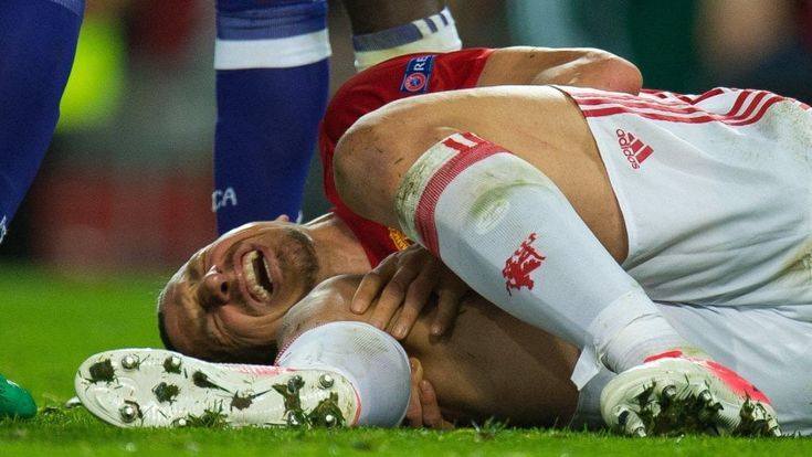 Paura per Ibrahimovic: si teme rottura del crociato