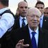 Tunisia vota il presidente, staff Essebsi canta vittoria. Attacco contro militari, un morto