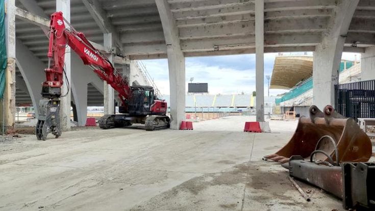 Telone a coprire la Fiesole, corsa per ripulire il Franchi per la Conference: ecco lo stadio di Firenze col cantiere