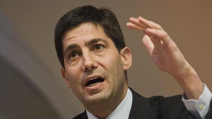Nuovo presidente della Fed, l’annuncio di Trump: “Sarà Kevin Warsh”