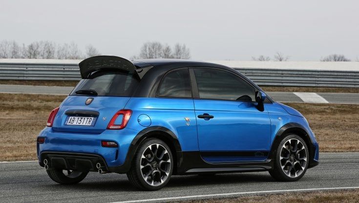 Abarth 695 Tributo 131 Rally: la leggenda è tornata    