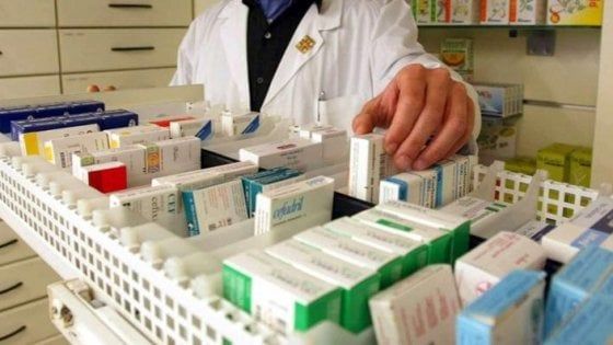 Brescia, malato grave a causa di un farmaco: "Effetto collaterale era nel bugiardino", no al risarcimento 