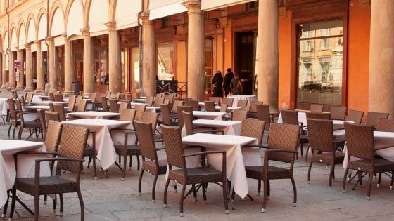 E' tutto un magna magna ma il conto sarà salato: la bolla della gastronomia può esplodere?