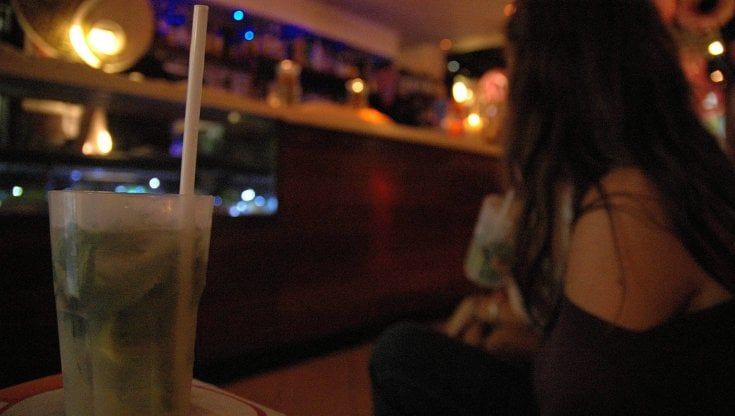 A 12 anni già in cura al Serd. Troppo alcol, parte la campagna a Firenze