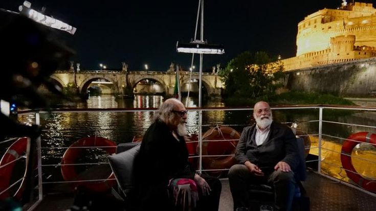 Roberto D'Agostino presenta al Modernissimo "Roma, santa e dannata"