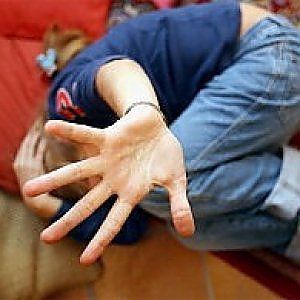 "Abusi sulla figlia per 12 anni": arrestato 56enne a Milano. "Ogni volta la pagava 3 euro"