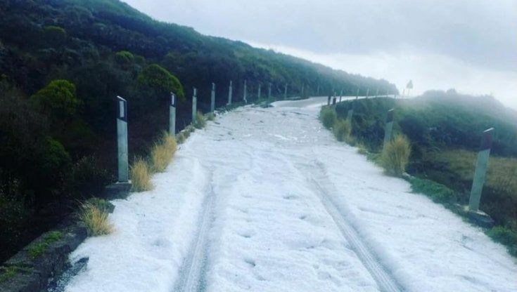 Pantelleria ricoperta di bianco, sembra un paese di montagna