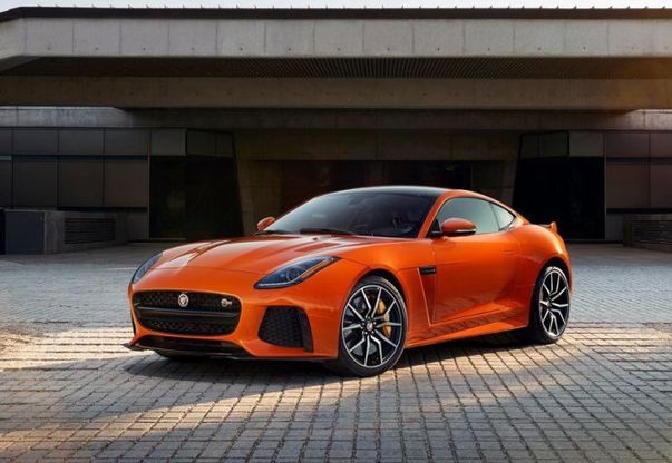 Jaguar F-Type SVR Coupé