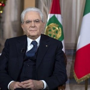I 40 anni del delitto Mattarella: il capo dello Stato sulla tomba del fratello ucciso