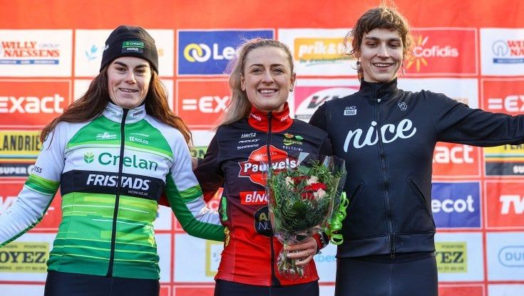 Austin Killips prima donna transgender a vincere una gara ufficiale di ciclismo. Furiose polemiche: "È come il doping"