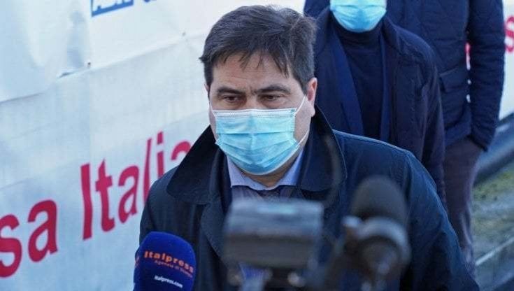 Omicron, D'Amato: "I casi raddoppieranno. Hub aperti anche la notte"