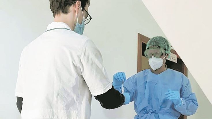 Con i medici che sfidano il virus porta a porta