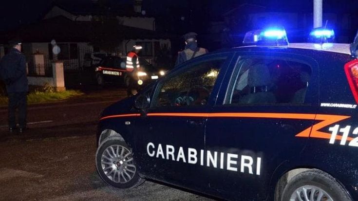 Tenta di gettare la fidanzata dalla finestra, arrestato a Torino per tentato omicidio