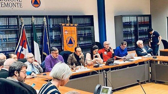 Coronavirus, in Piemonte si torna a scuola mercoledì. Via libera a cinema, teatri e musei ma con paletti 