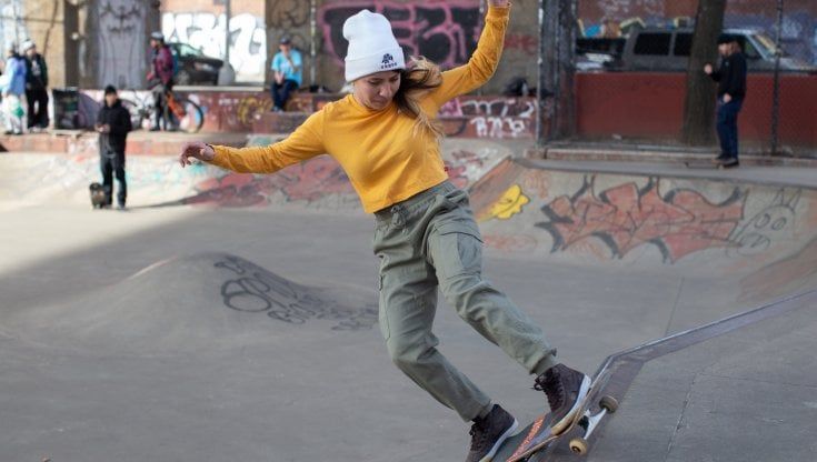Usa, lo skateboard è donna: gli scatti "rivoluzionari" di Jordana Bermúdez  
