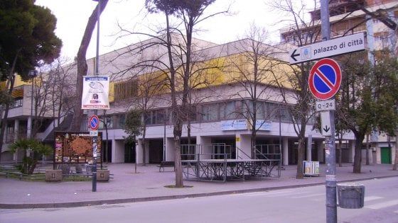 Mafia, il consiglio dei ministri scioglie il Comune di Cerignola: "Clan condizionano amministrazione"