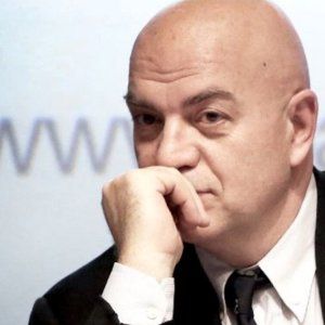 A Torino l'assemblea degli operai con il candidato sindaco Rizzo