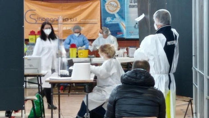 Seconda dose vaccino Pfizer, come e quando si può ritardare