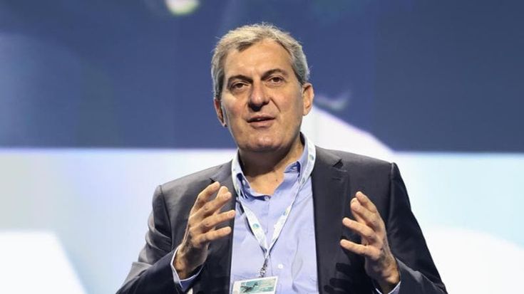 Calabresi verso la candidatura a sindaco di Milano, si dimette dagli incarichi in Chora Media