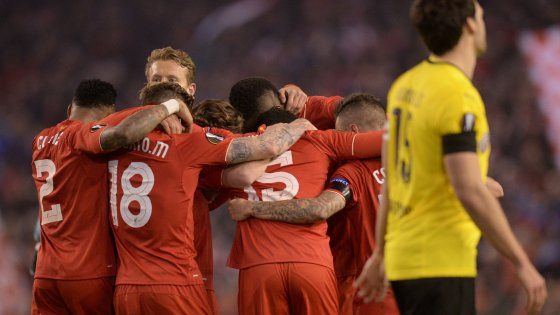 Europa League: impresa Liverpool, Dortmund ko. Il derby iberico promuove il Siviglia