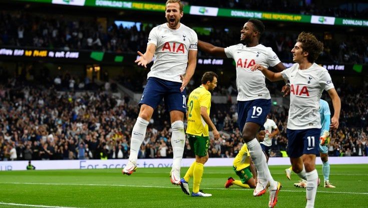Conference League, Kane trascina il Tottenham alla fase a gironi