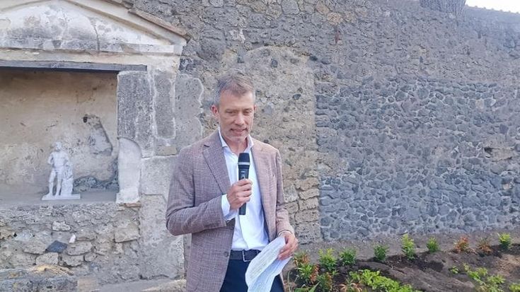 Pompei, riapre la Casa del giardino di Ercole. Zuchtriegel: “Qui i romani producevano profumi”