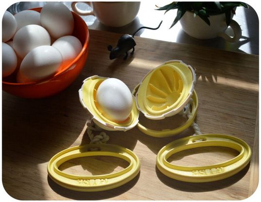 Cucina: come strapazzare l'uovo dentro al guscio
