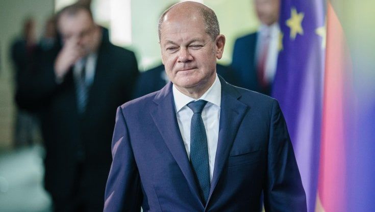 Germania, il regalo di Natale del governo contro il caro-energia: bollette pagate a dicembre, poi sconti per imprese e famiglie