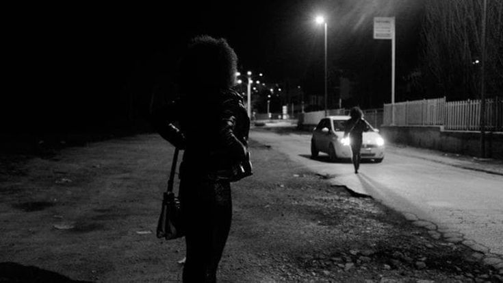 Ateco, ma quel codice non regolarizza le prostitute