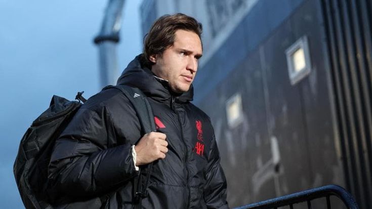 Chiesa pronto per il Liverpool dopo il “non me la sento” alla Nazionale. Ed è polemica social