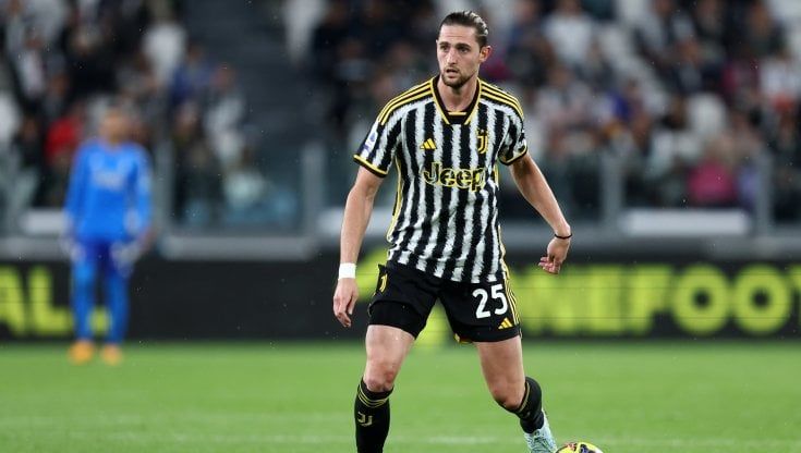 Rabiot, la strategia della Juve per tenerlo a Torino. E può restare anche Cuadrado